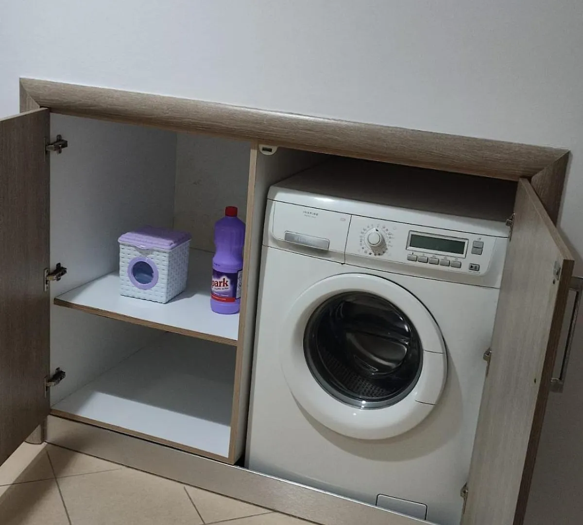 Luli Apartment ساراندا
